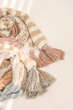 Load image into Gallery viewer, Boho Speckle Stripe Tassel Scarf 💗: Blue Mocha
